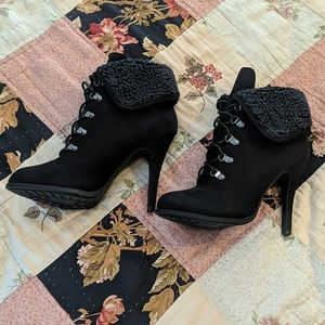 Kardashian Kollection bootie